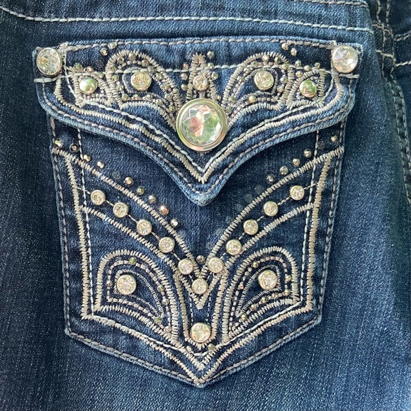 Grace in LA Blue Jeans - Picture 6 of 10